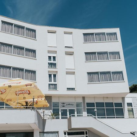 פלוצ'ה Hotel Tolero מראה חיצוני תמונה